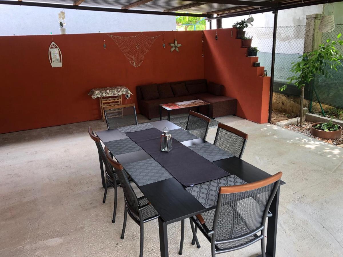 Vacation House "Andy" Pula Luaran gambar