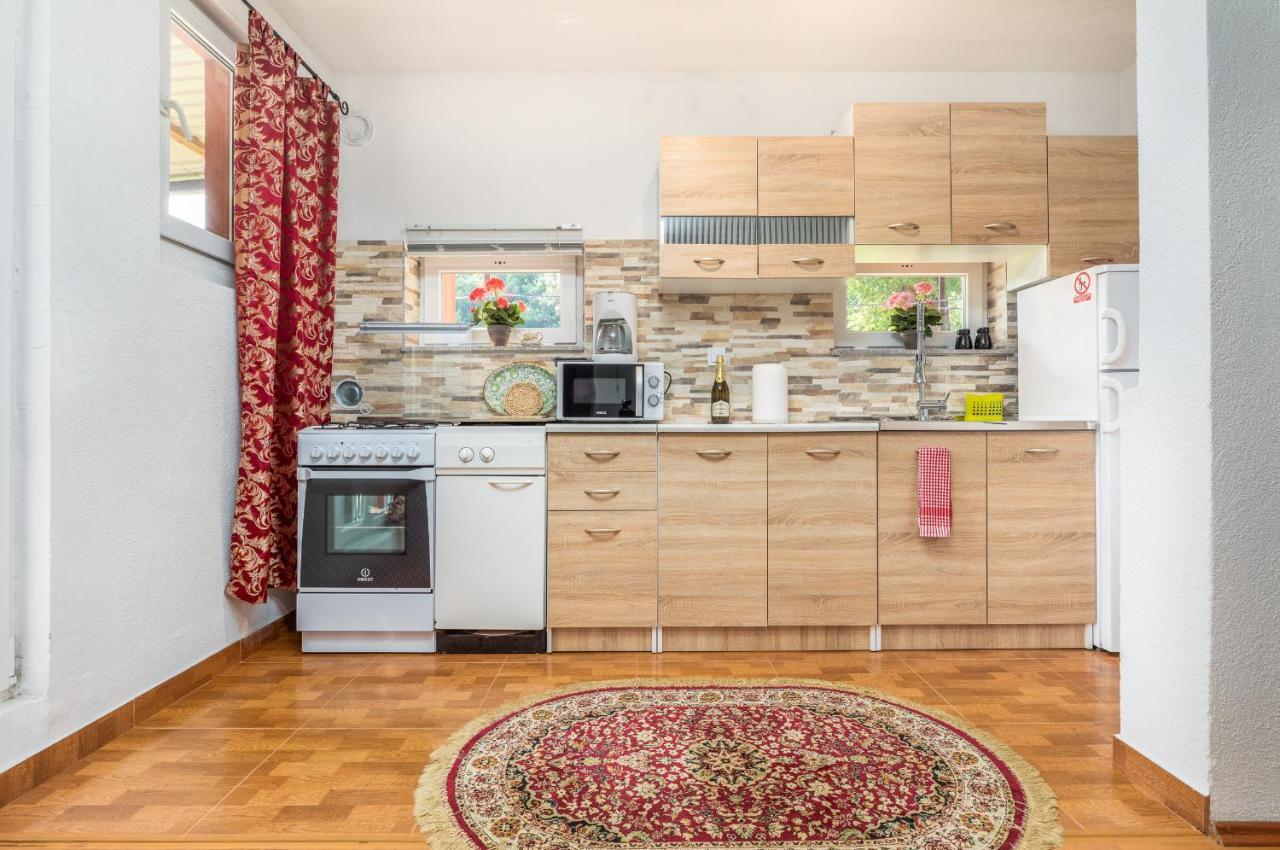 Vacation House "Andy" Pula Luaran gambar